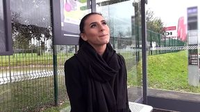 plan insolite dans un bus pour nelly !