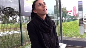 plan insolite dans un bus pour nelly !