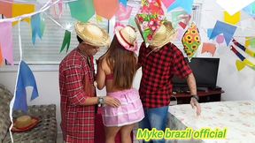 muito sexo gostoso na festas de arraial de sao joao 2025 com a delicia lia loci ela adora sexo anal