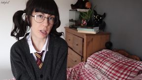 Bareback fucking a gryffindor girl