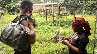 A footballer on vacation in Africa makes the strange meeting of a mature woman and thanks in a tourist park, a visit which will very quickly shot a public fucking scene