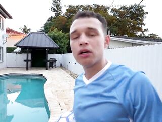 Hot Cheerleader Stepmom Luna Cutie Lets the Lads Smash