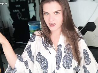 Sticky Stepmother’s Ejaculation was Caught by Her Nerdy Stepson and He Licked it