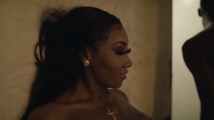 BIG TITS CHOCOLATE MILF FUCKED 1