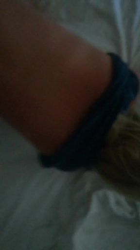 Amateur blonde gets loved in this homemade video