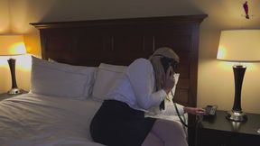 Maxx meets Flight Attendant Fiona