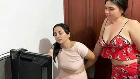 My stepsister is horny and she goes to look for me when I'm working so that I can fuck her pink pussy