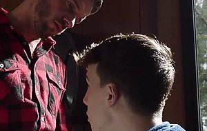 Troye Jacobs starts a fire with Ty Rodericks big wood