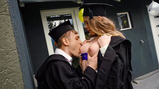 Sneaking Sex on College Graduation