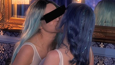 Alt Girls Are Back Again! W/ The Elusive Bambi Blue