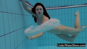 Underwater Show featuring girlie's brunette sex