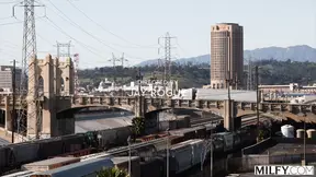 Office MILF Sienna Rae goes airtight on first appearance