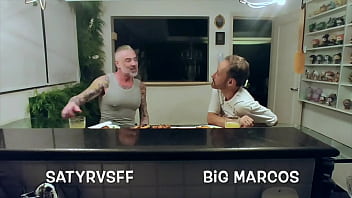 Cedendo A Tenta&ccedil_&atilde_o! Complete in RED