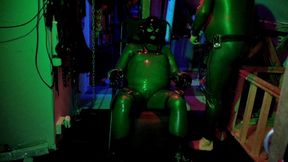 Extreme Rubber Gas Mask Breath Play