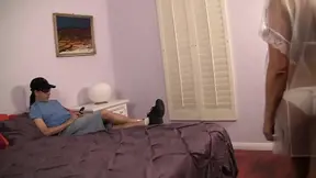 Hot MILF Ava Delanie's Wet Orgasm with Big Cock Inside