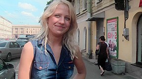 Betsy in slutty bimbo got her cunt fucked in the park