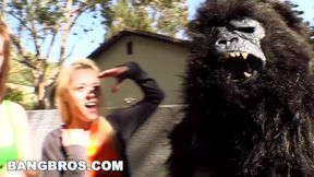 Sexy - Rebecca Blue, Tara Lynn Fox and Katie Summers Monkey Around