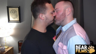 Blowjob, masturbasi, bareback, cocks, hairy, fat – klip fetish gay bertato beruang yang disodomi