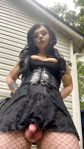 Would you suck my super leaky cock outdoors?