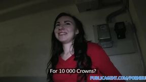 Amateur Jessie gets her wet pussy fucked on stairwell