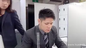 Japanese Office Lady Seduces Boss – Steamy Suit Fantasy in HD
