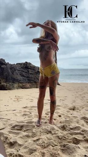 Naughty newcomer `Luna Vitali` had sex with BBC on a deserted beach.