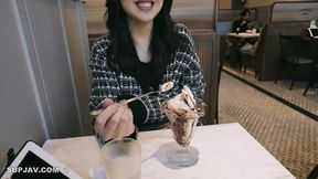 Beautiful Asian Shemale 20555