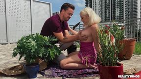 Emotional Gia OhMy at doggystyle sex