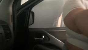 dando uma volta no carrao caro do velho