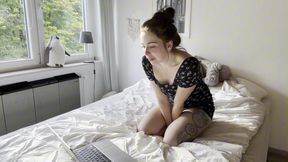 CHLOE LOGAN REACTS HONESTLY TO THREESOME