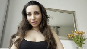 Do you want to play with your mommy? 😍🫦