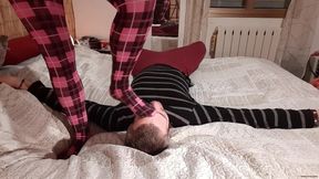 Stay Still and Stay Under My Pussy and Ass!