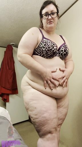 Girlfriend Farts: Sulfur, Spice, and a Smelly Surprise - 21mis - Bootyful Bella Blast