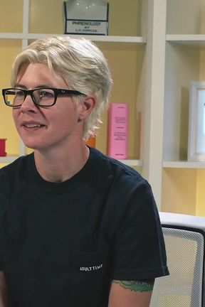 Breaking Shame Cycles &amp; Being True to Yourself, with Khloe Kingsley!  the Adult Time Podcast