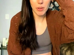 Brunette Solo Webcam Masturbation