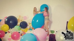 Pati and Regi - XXL Balloon Masspop Part 3 of 3 4K UHD Version