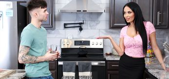 Arab MILF stepmom threesome with stepson