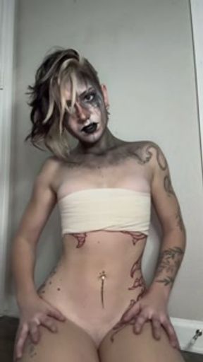 COSPLAY: Vi from Arcane / League of Legends tells you how to jerk off JOI