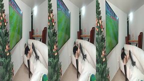 mi primamastra se calienta viendo el partido de espana vs japon le encanta tocarse la concha y el culo 3