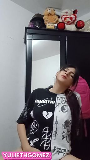 I Found My Busty Neighbor.uno and I Invited Her to Fuck