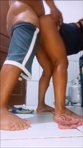 In the kitchen, with these shorts I couldn't stand it and I ate her pussy