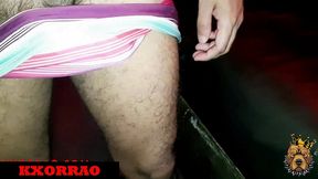 deixando meu rabo bem lubrificado!