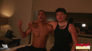 Fellatio, wytrysk, goły tyłek, lizanie, tatuś – młodzi amatorzy Santo Jorge i Salmaozin, ruchani analnie