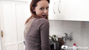 Sassy nymphet - solo female porn - Love Home Porn