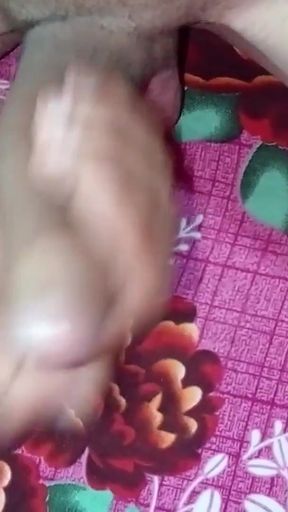 Itna pyar aa raha tn sonia par mera land maze se khada ho geya   Clip 2