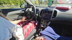 Traveling with My Girlfriend I Couldn't Resist the Urge: Luxury Handjob and Blowjob on the Side of the Road