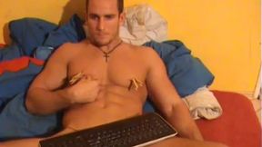 Stefano Plays with His Nipples and Chats!