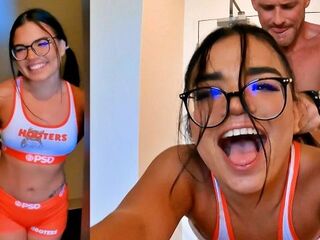 Hooters Waitress Comes Over After Work Gets Her Booty Screwed Hard