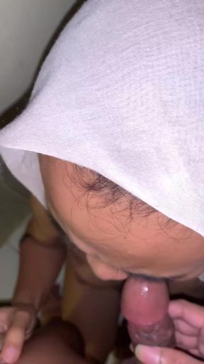 Hijab blowjob cock full of enthusiasm