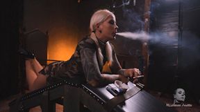 Anette smoking lying on her belly 4K MP4